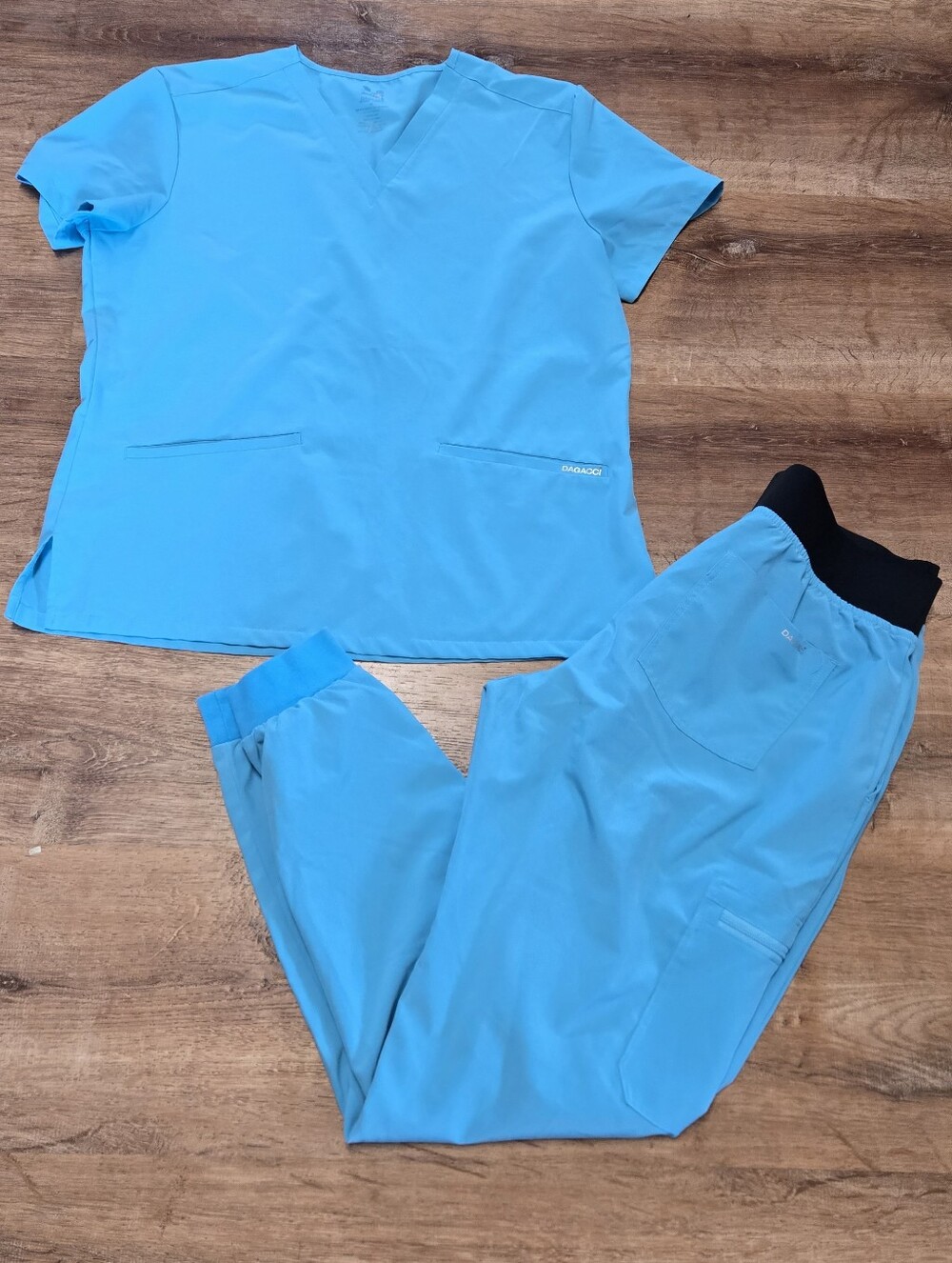 Dagacci Bright Light Blue V-Neck ScrubTop And Pants Set Medium